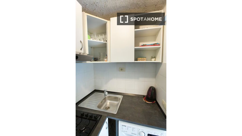 Apartment Rome, 1 bed — photo 14