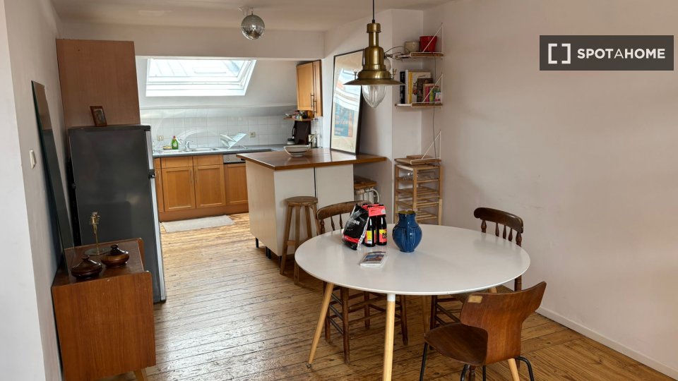 Apartment Brussels, 2 beds, 95m² — photo 3