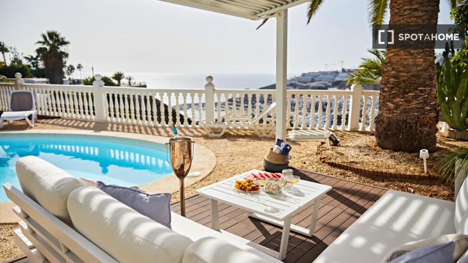 Apartment Santa_Cruz_De_Tenerife, 3 beds, 590m² — photo 5