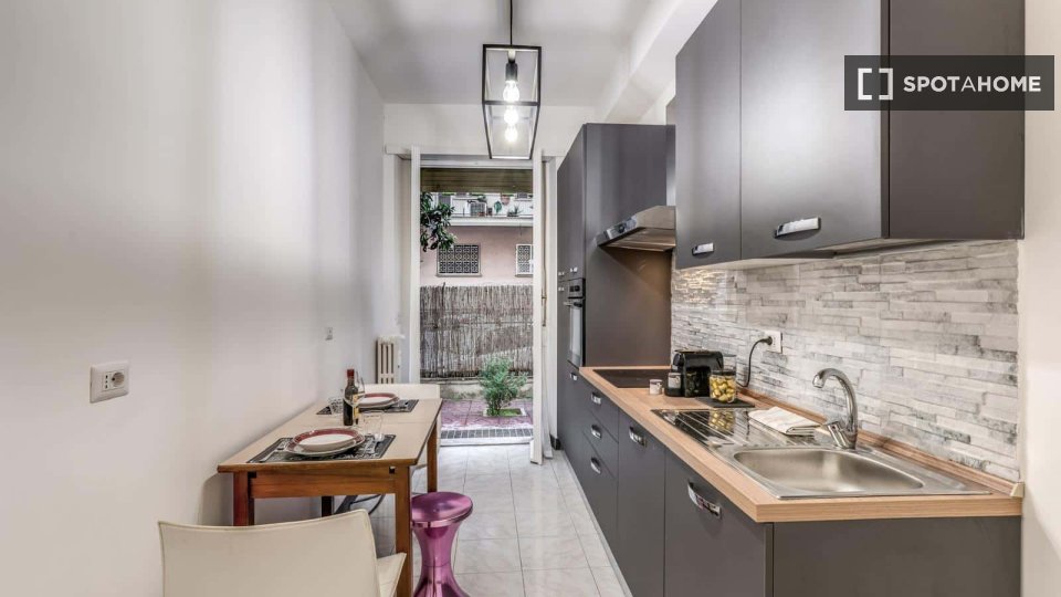 Apartment Rome, 1 bed, 50m² — photo 16