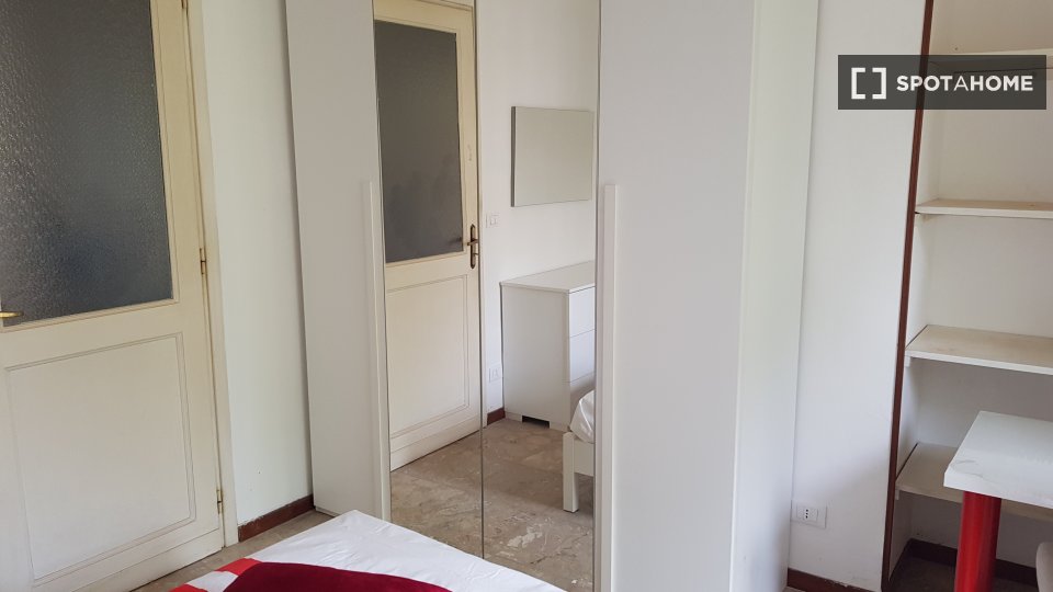 Double room Turin, 4 beds, 120m² — photo 9