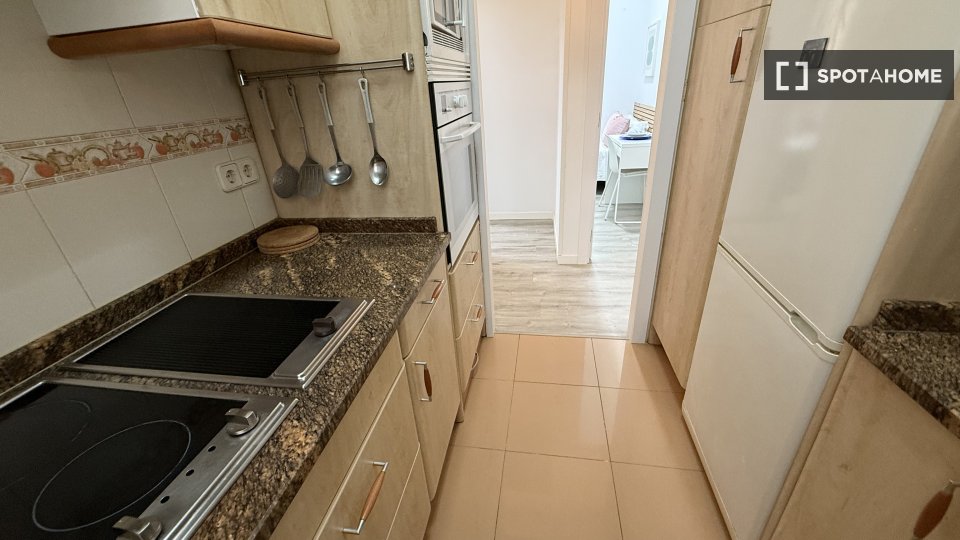 Double room Madrid, 4 beds — photo 16
