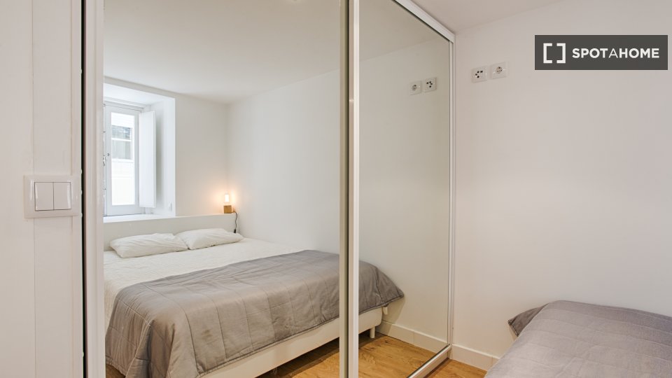 Apartment mono Lisbon, 36m² — photo 1