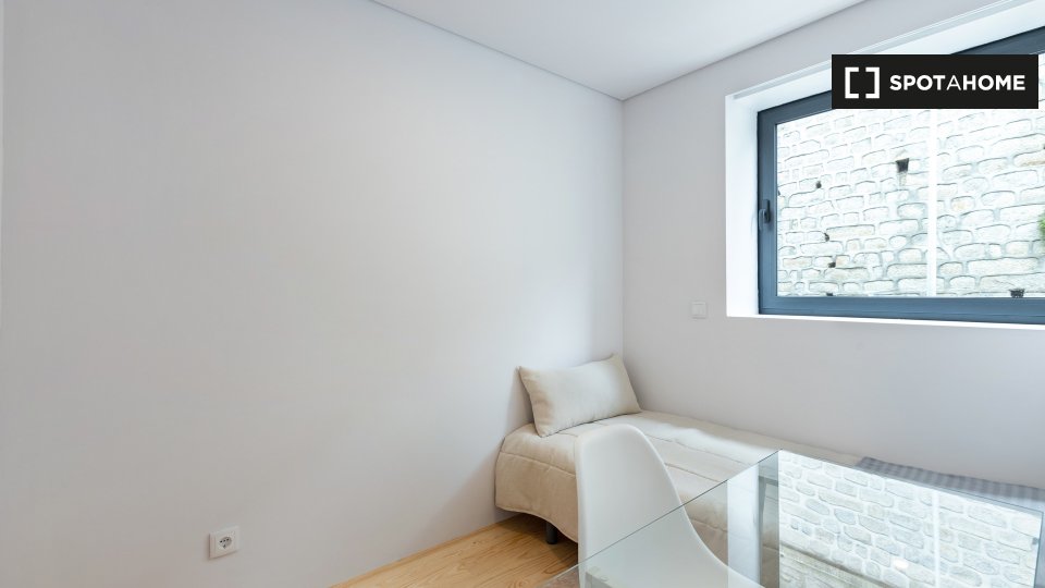 Double room Porto, 9 beds — photo 18