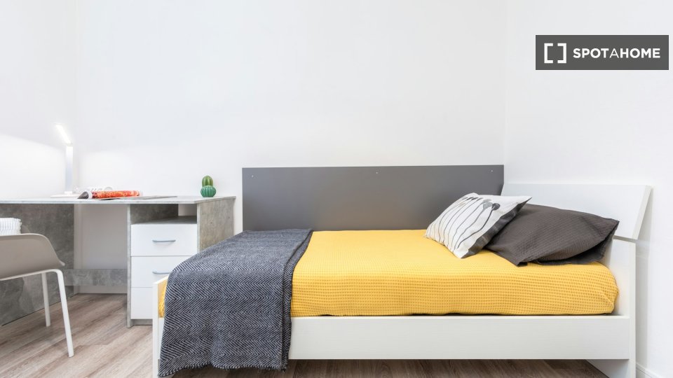 Double room Trento, 3 beds — photo 18