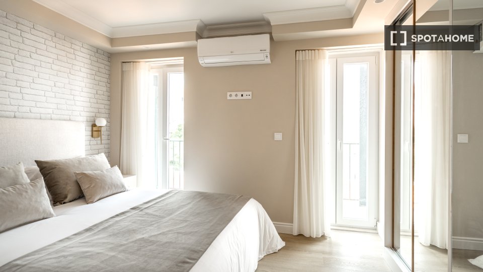 Apartment mono Lisbon, 35m² — photo 4