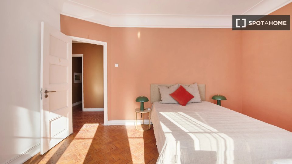 Double room Lisbon, 6 beds — photo 6