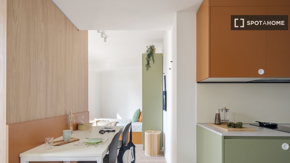Double room Florence, 2 beds, 21m² — photo 2