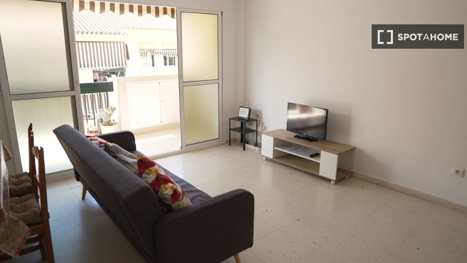 Apartment Malaga, 3 beds, 93m² — photo 15