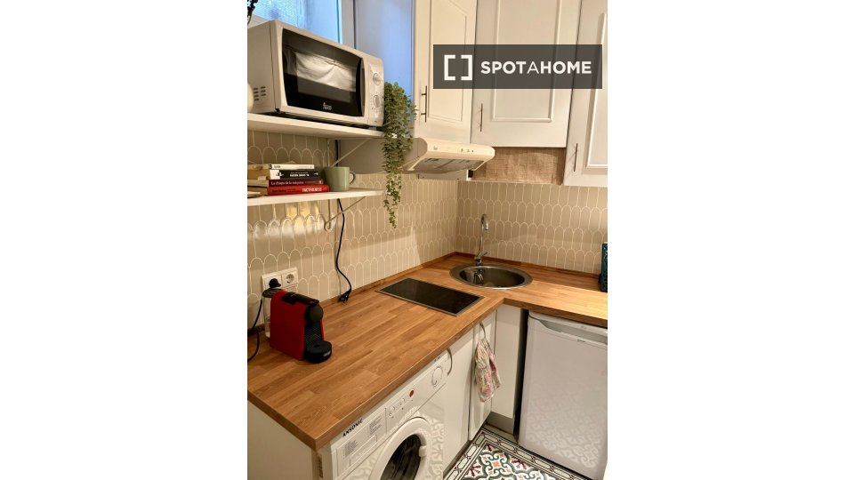Apartment mono Madrid, 35m² — photo 1