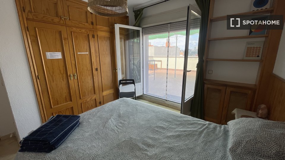 Private room with private bathroom for rent in the Co-living in Madrid - en Madrid