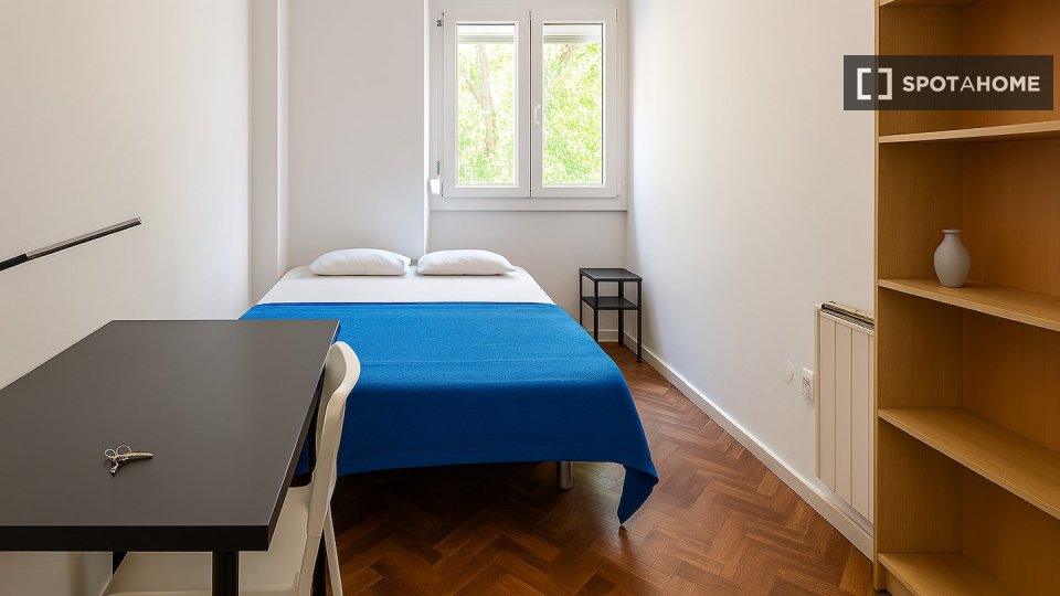 Double room Lisbon, 7 beds — photo 32