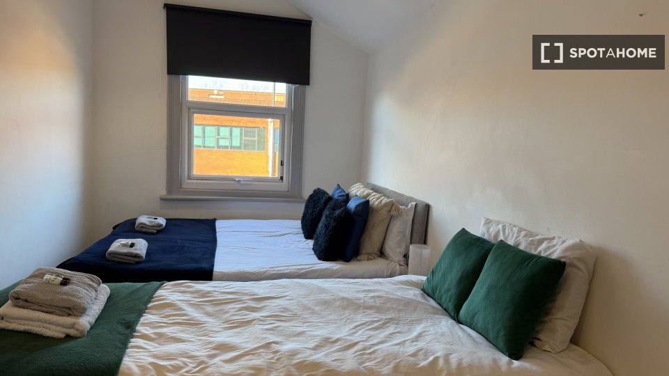 Apartment London, 2 beds, 80m² — photo 6