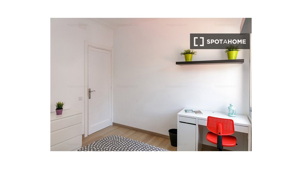 Double room Barcelona, 10 beds — photo 26