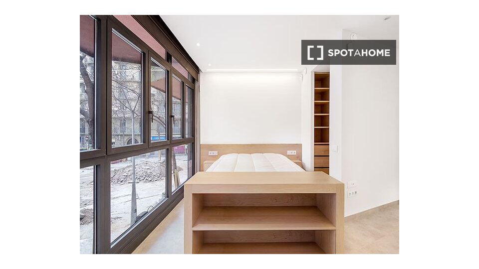 Apartment mono Barcelona, 40m² — photo 4