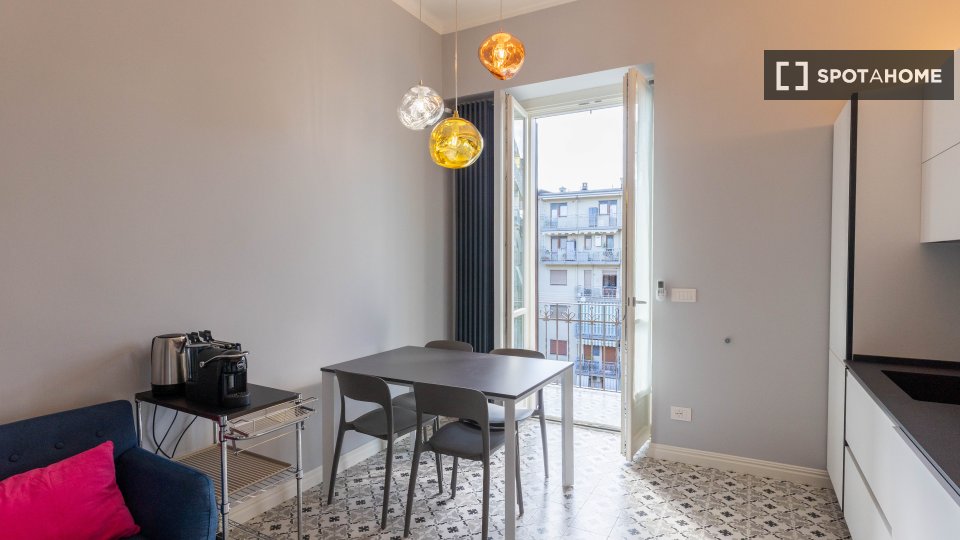 Double room Turin, 2 beds, 90m² — photo 11