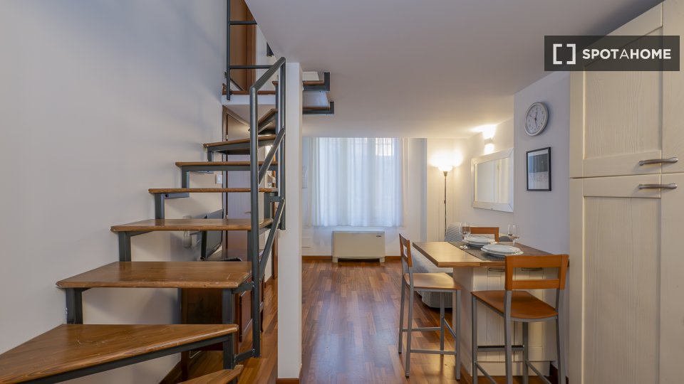 Apartment Milan, 1 bed, 37m² — photo 7