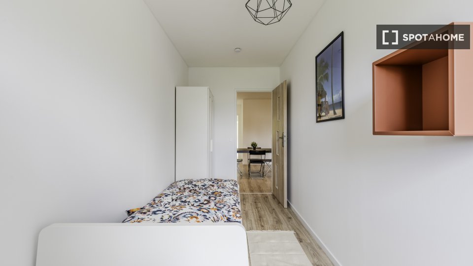 Double room Berlin, 11 beds, 187m² — photo 9
