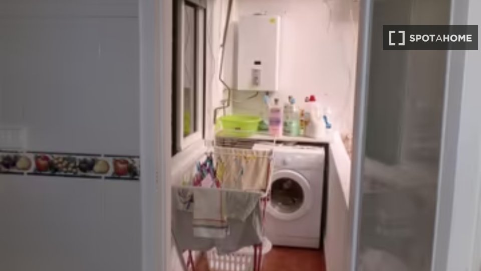 Double room Alicante, 5 beds, 135m² — photo 5