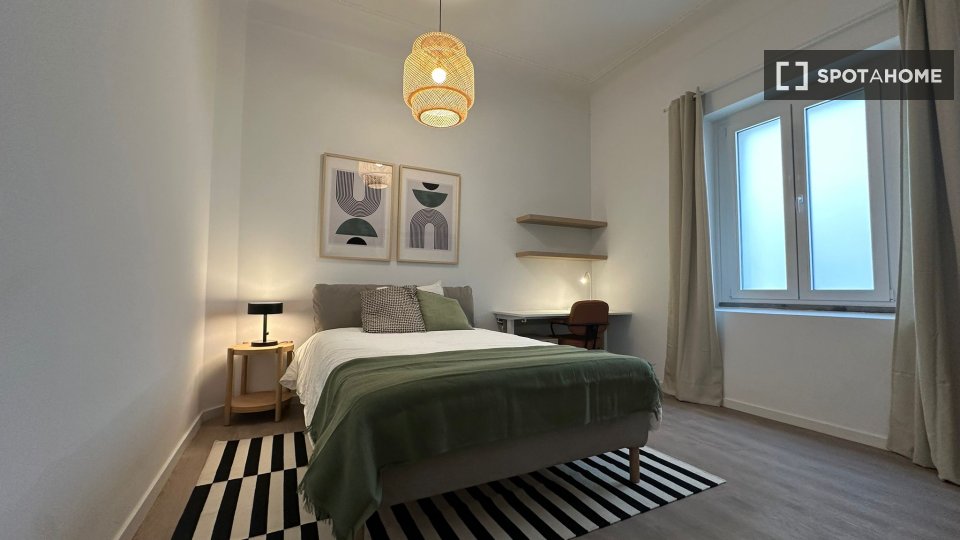 Double room Lisbon, 6 beds, 160m² — photo 26