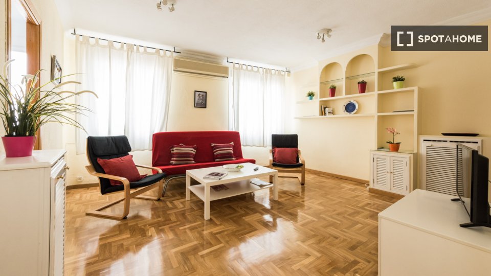 Apartment Madrid, 2 beds, 100m² — photo 4