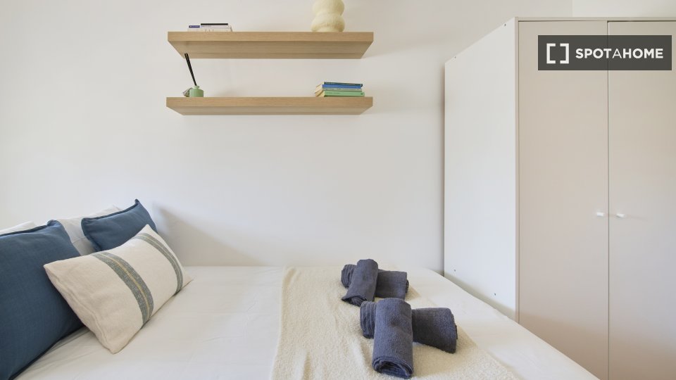 Double room Lisbon, 6 beds — photo 2