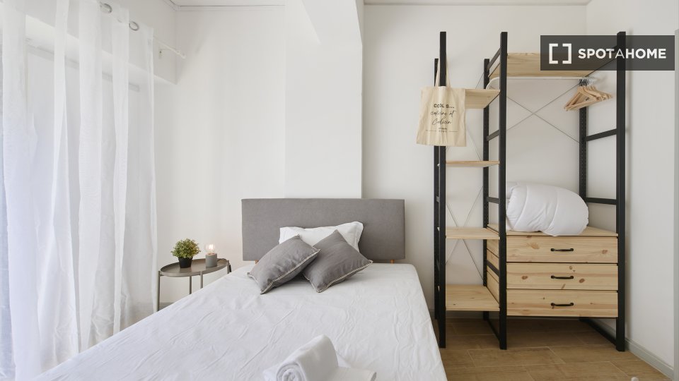 Double room Lisbon, 9 beds — photo 6