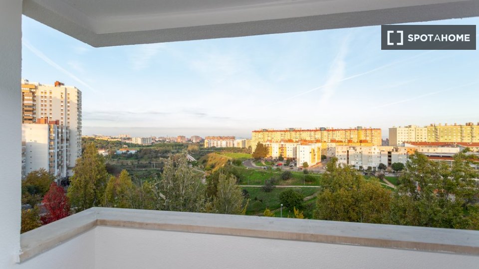 Double room Lisbon, 8 beds — photo 4