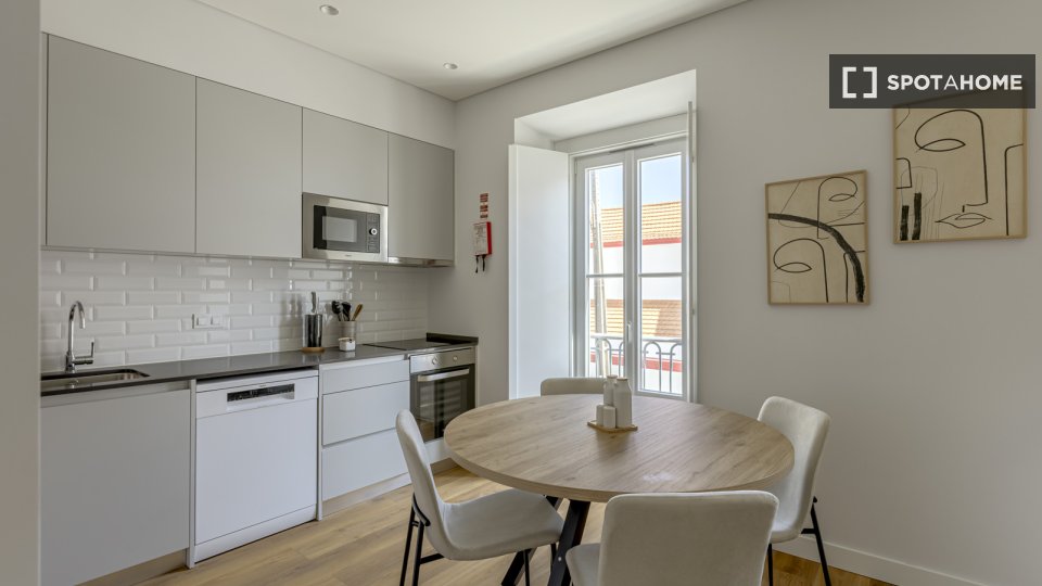 Apartment mono Lisbon — photo 12