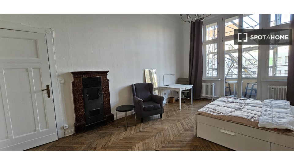 Double room Berlin, 4 beds, 130m² — photo 18