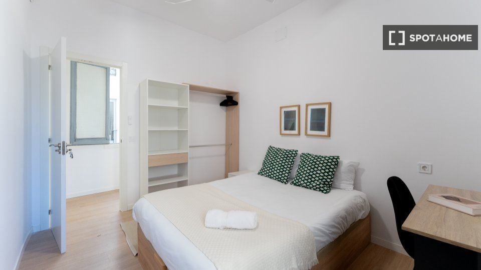 Double room Madrid, 10 beds — photo 41
