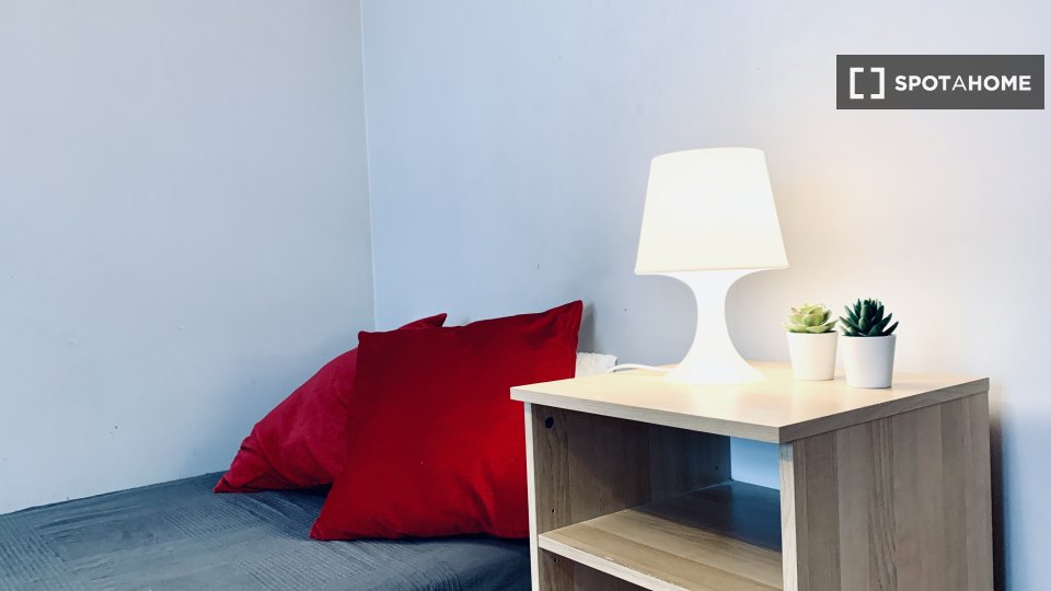 Double room Lisbon, 4 beds, 60m² — photo 23