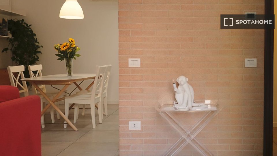 Apartment Milan, 1 bed, 70m² — photo 2