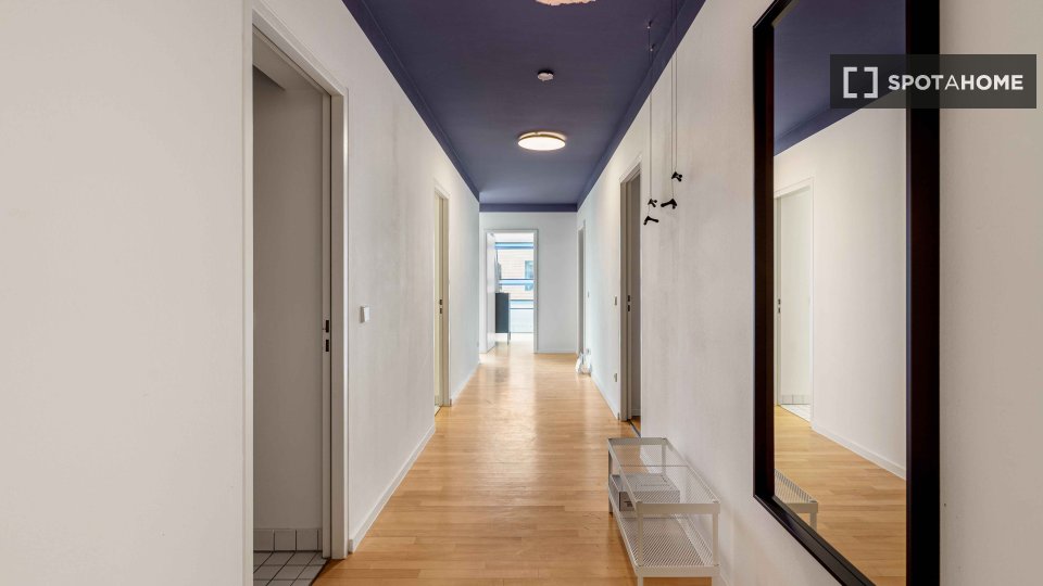 Double room Berlin, 4 beds, 123m² — photo 19