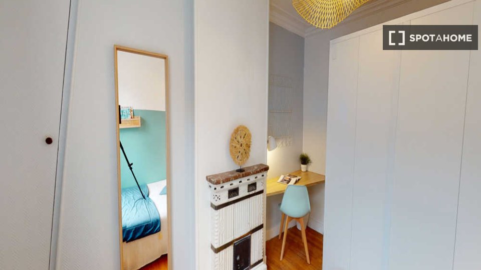 Double room Paris, 9 beds, 160m² — photo 26