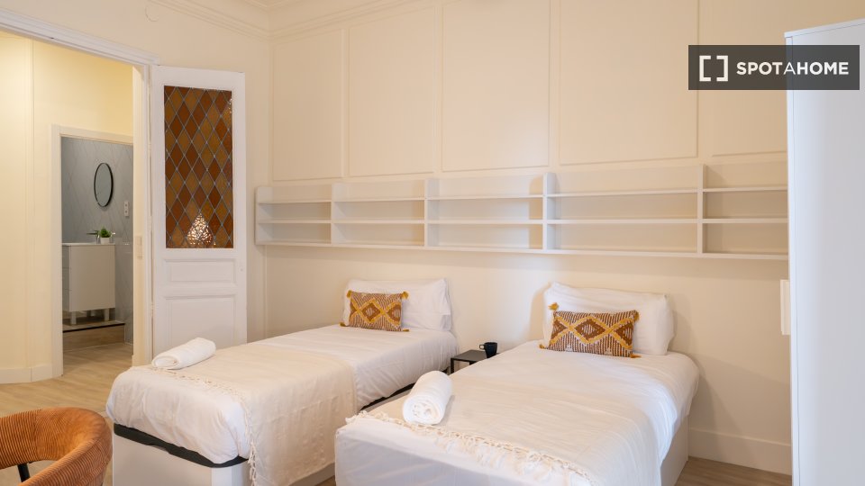 Double room Madrid, 9 beds — photo 2