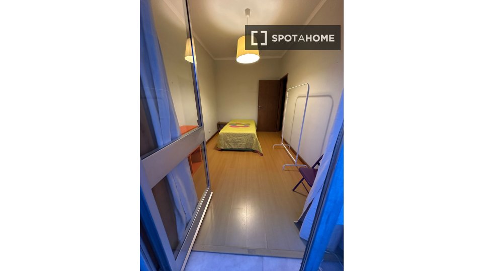 Double room Porto, 3 beds — photo 9
