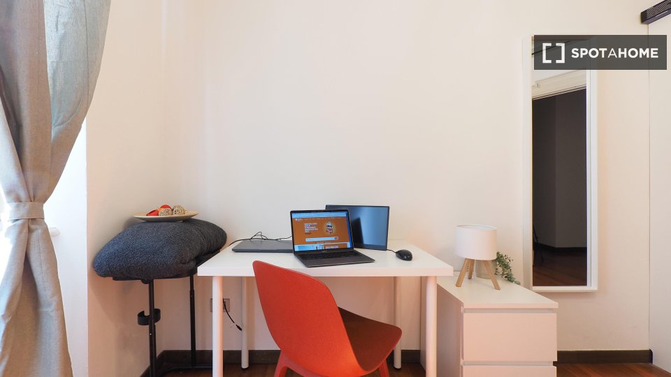 Double room Milan, 6 beds — photo 12
