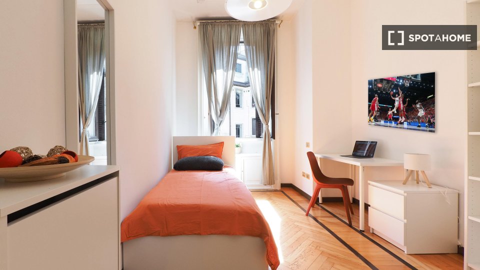 Double room Milan, 6 beds — photo 12
