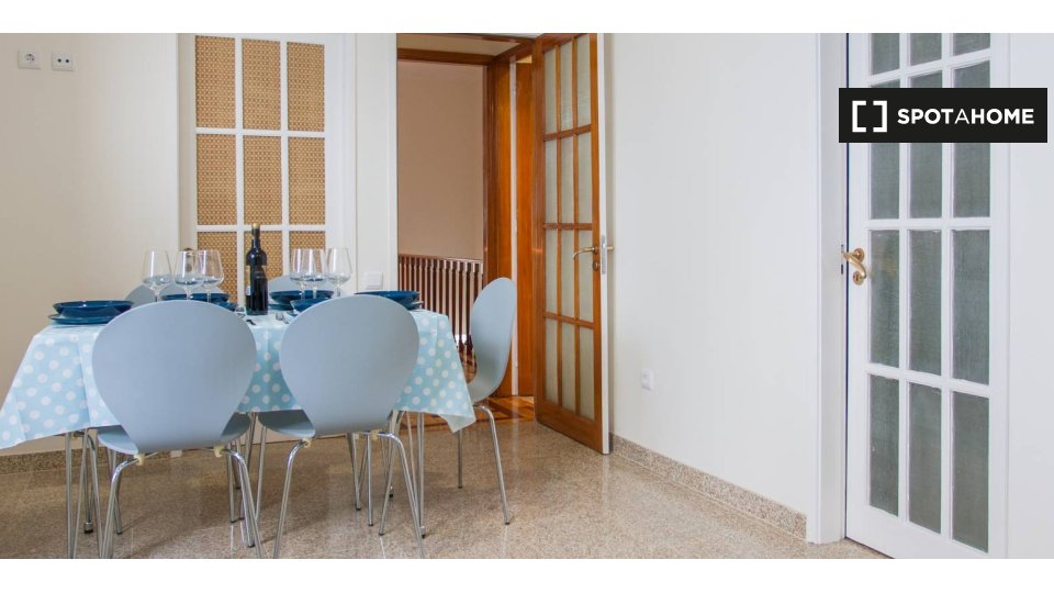 Double room Porto, 5 beds — photo 5