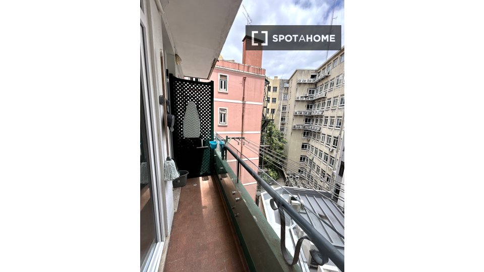 Apartment Lisbon, 3 beds, 100m² — photo 7