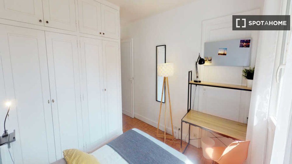 Double room Paris, 4 beds, 70m² — photo 10