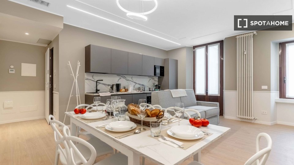 Apartment Milan, 2 beds, 80m² — photo 3