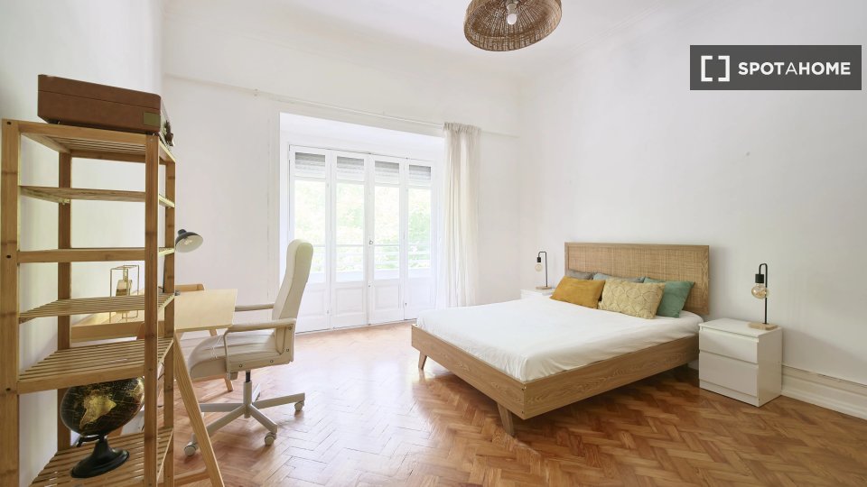 Double room Lisbon, 10 beds — photo 10
