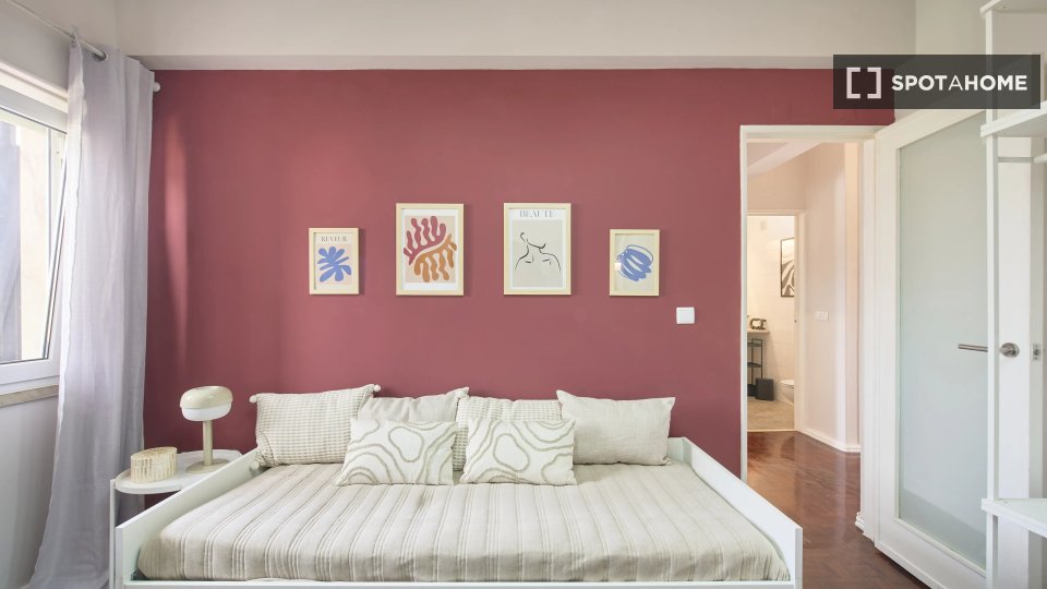 Double room Lisbon, 4 beds — photo 2