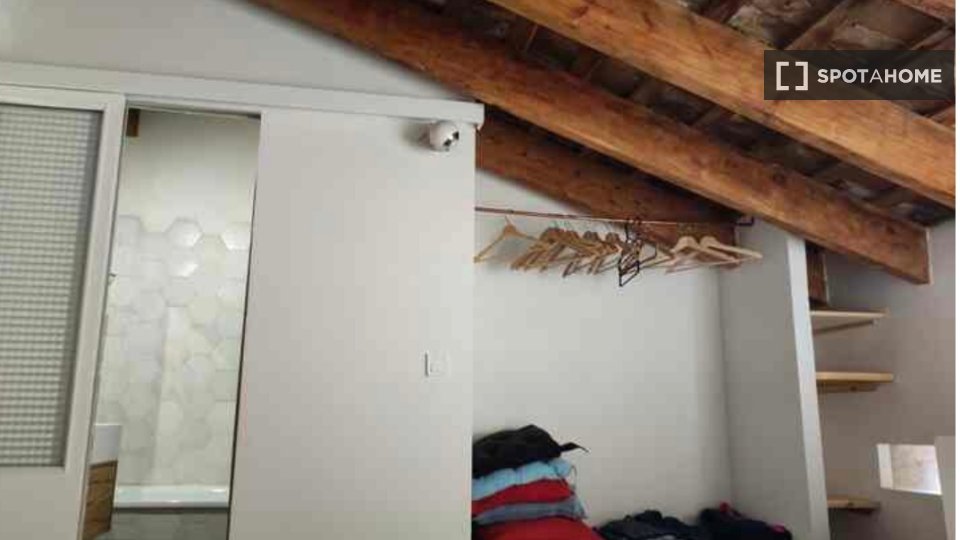Apartment Valencia, 1 bed, 70m² — photo 15