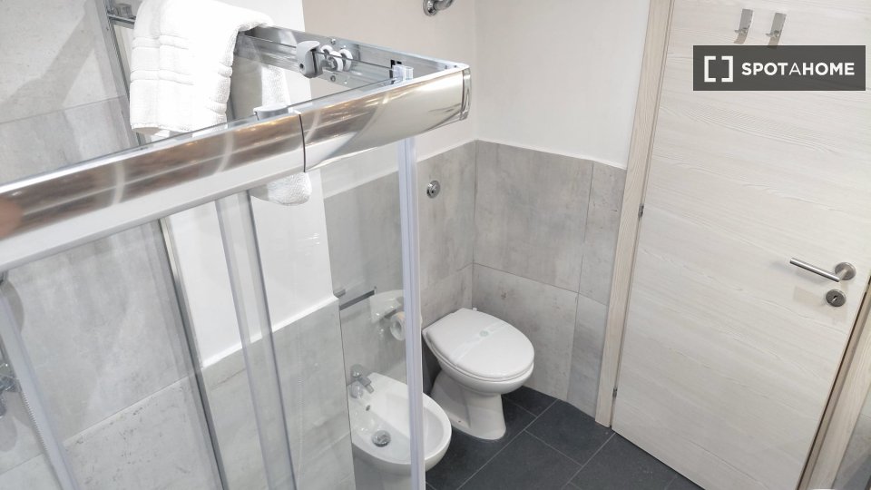 Appartamento con 1 camera da letto in affitto nel Rione Trevi, Roma - in Rome