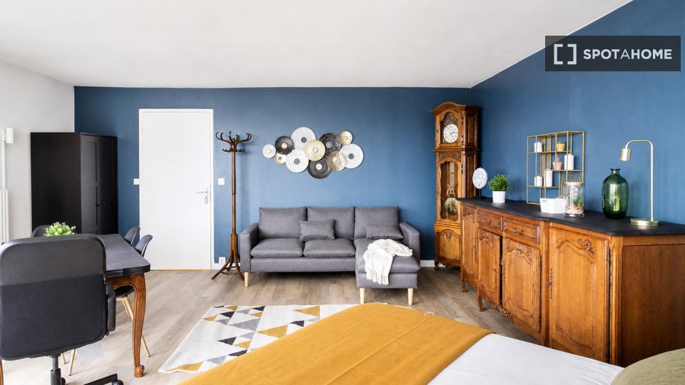 Chambre double Paris, 4 chambres — photo 20