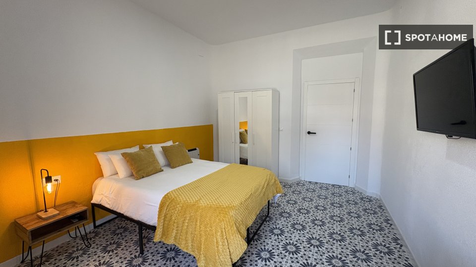 Double room Granada, 6 beds — photo 6