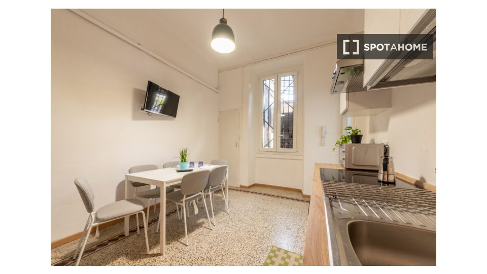 Double room Milan, 5 beds — photo 5